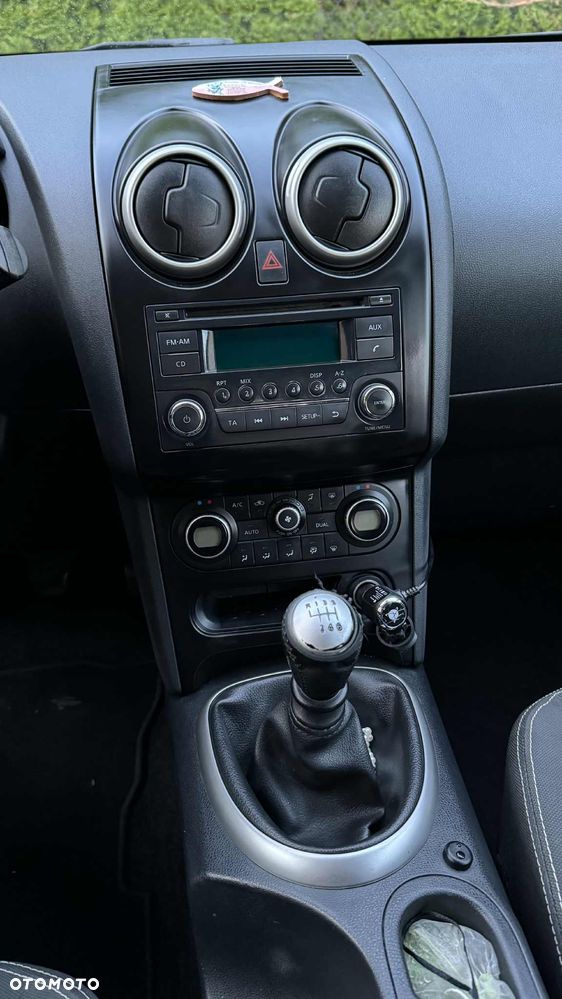 Nissan Qashqai - 11