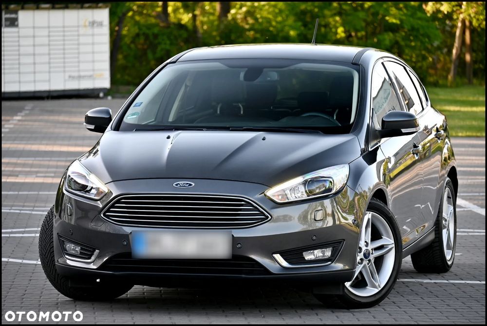 Ford Focus 1.5 EcoBoost Titanium - 1