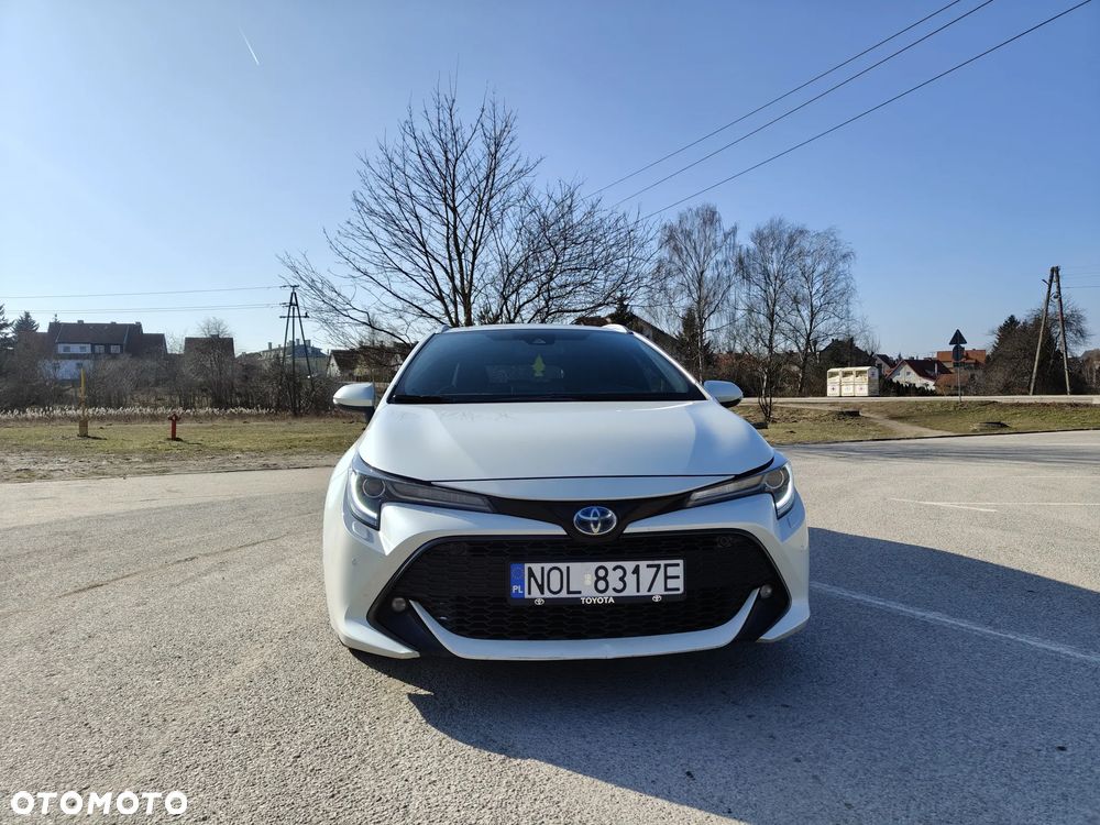 Toyota Corolla 2.0 Hybrid Executive - 8