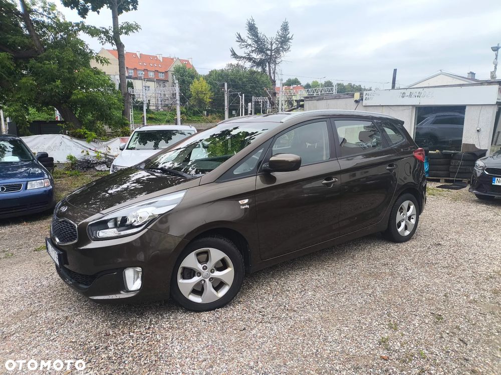 Kia Carens 1.6 GDI L