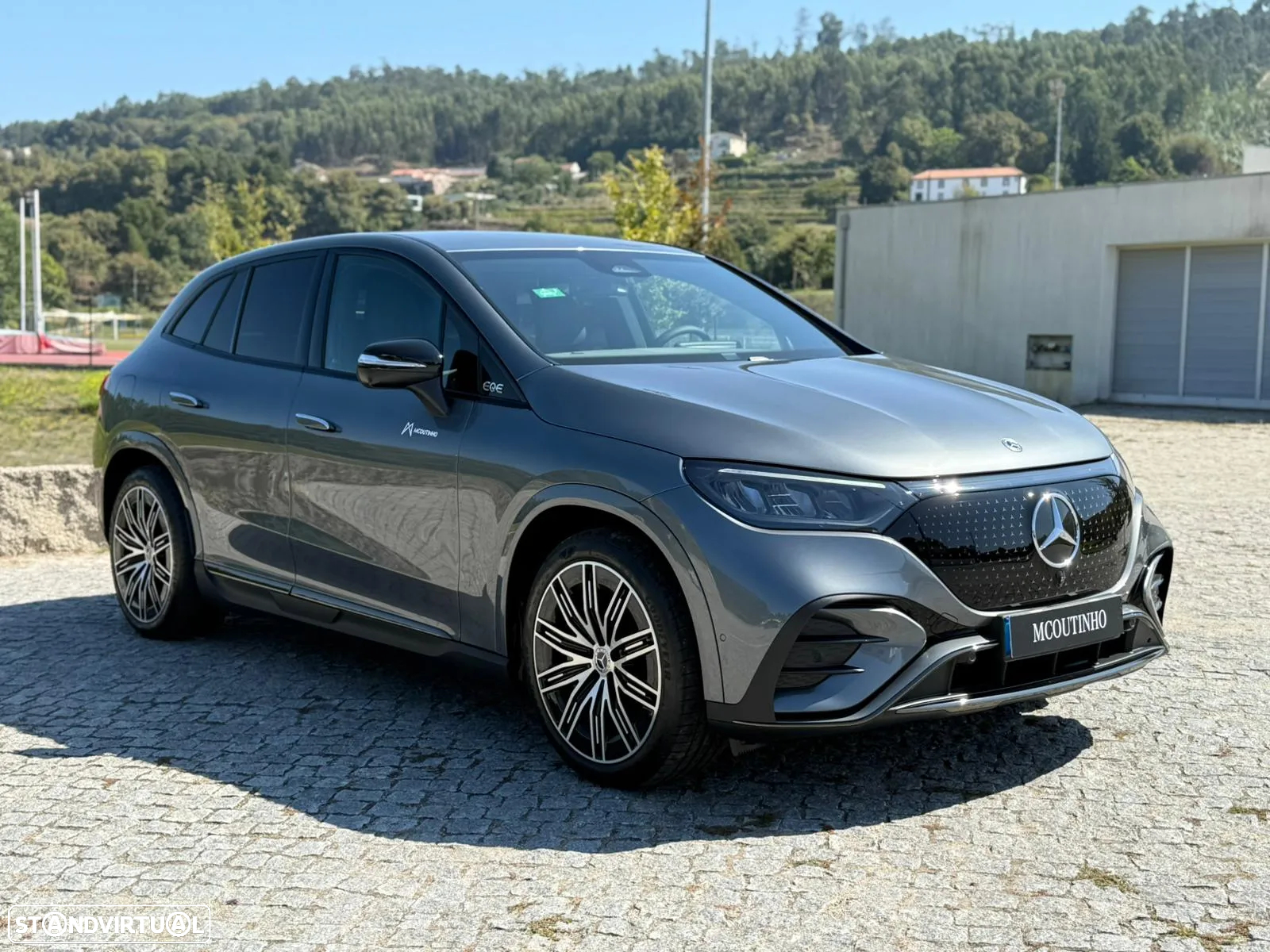 Mercedes-Benz EQE SUV 300 - 8