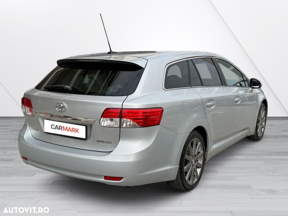 Toyota Avensis - 4