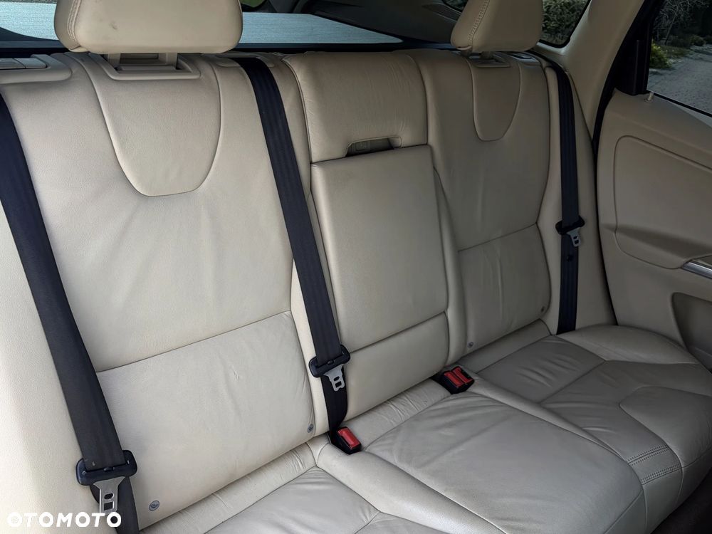 Volvo XC 60 D4 Summum - 26