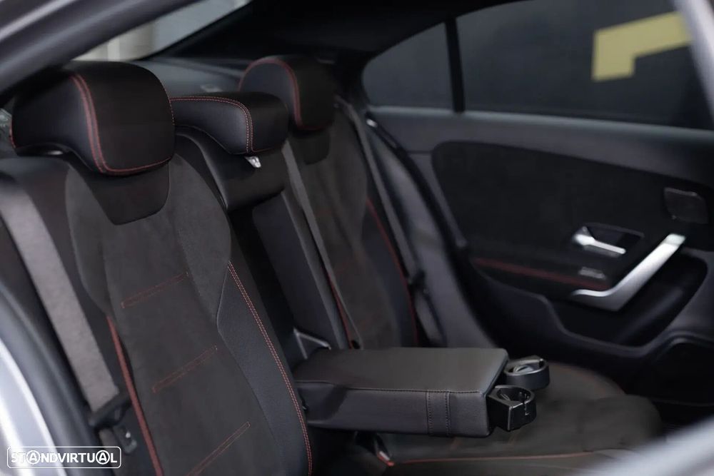 Mercedes-Benz A 180 Limousine - 14