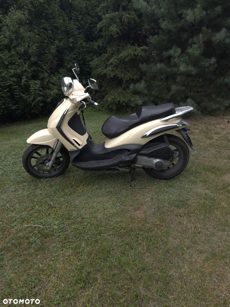 Piaggio Beverly - 1