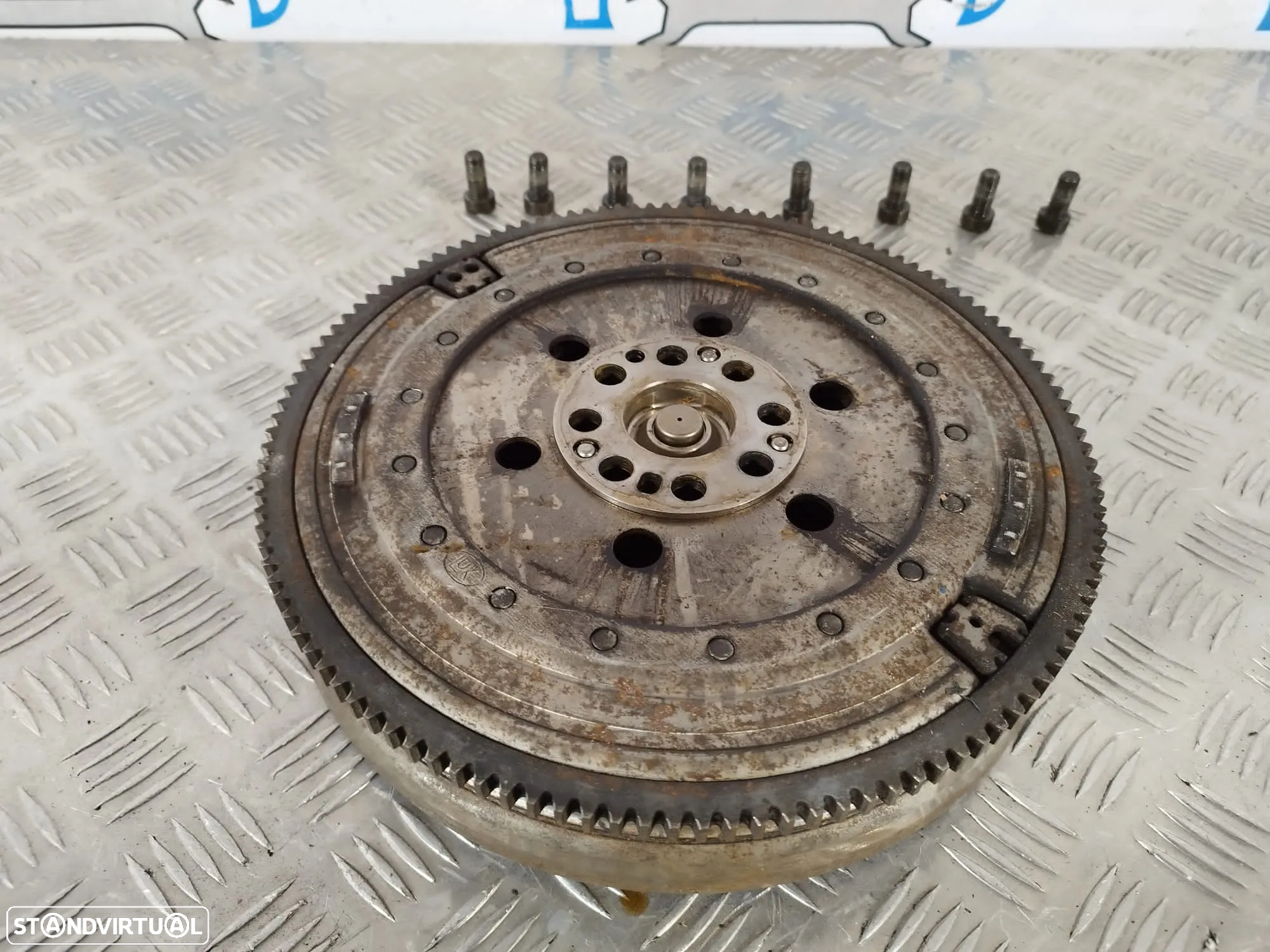 EMBRAIAGEM BIMASSA BMW SERIE 1 E87 120D 16V 177CV N47D20C 21207637279 7637279 3230787 SERIE 1 E82 COUPE E81 E88 CABRIO SERIE 3 E90 E91 E92 COUPE E93 CABRIO X1 E84 X3 E83 - 7