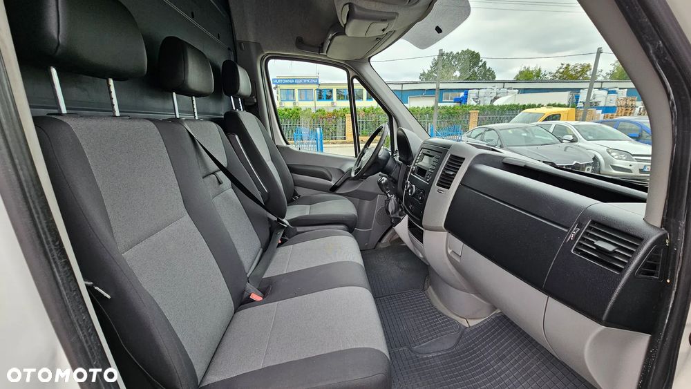 Volkswagen Crafter - 17