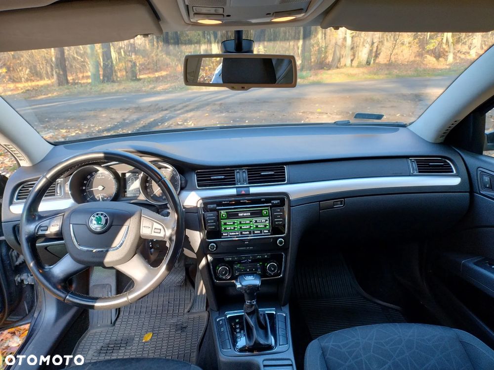 Skoda Superb 2.0 TDI 4x4 DSG FAMILY - 11