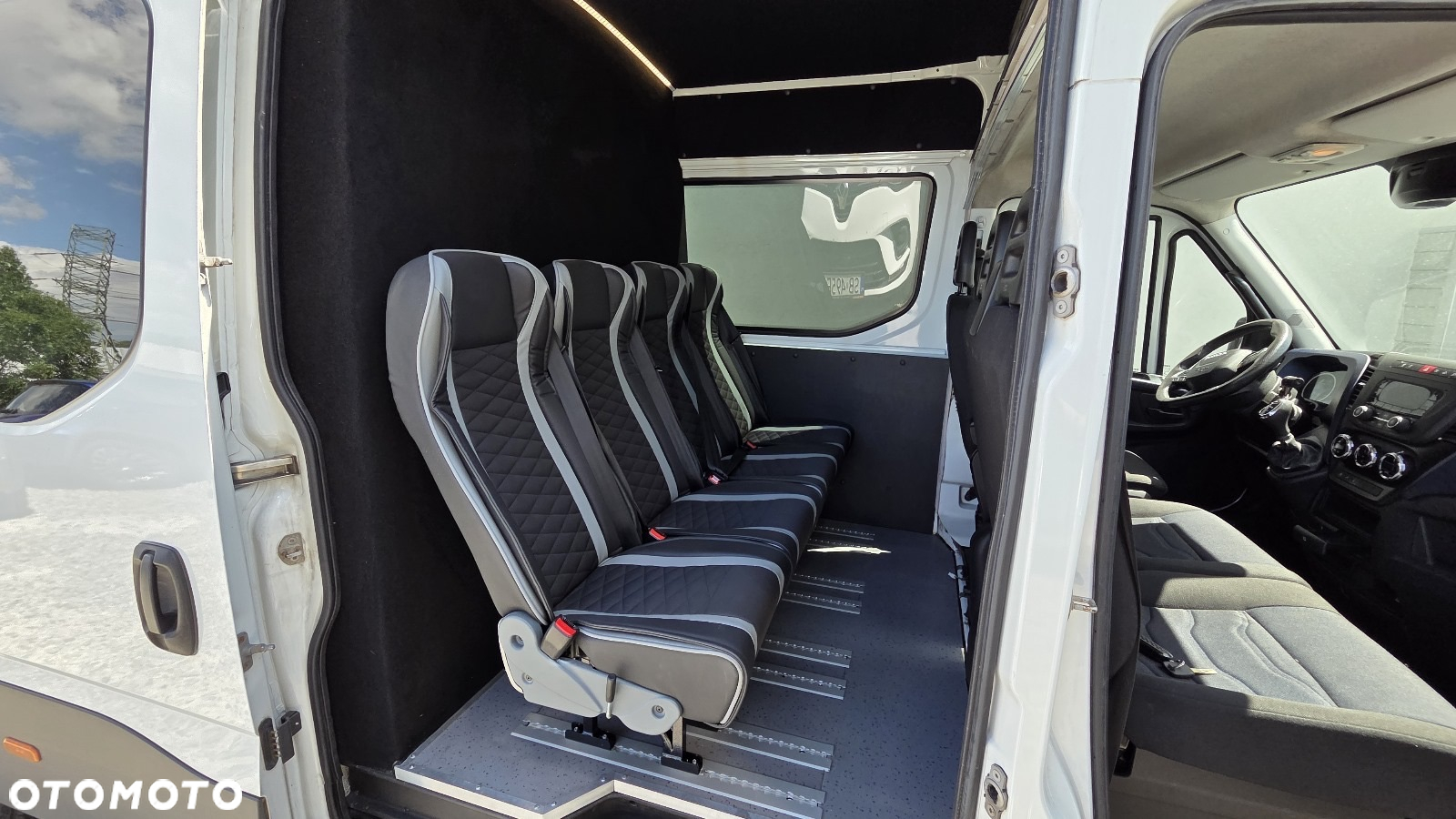 Iveco Daily Brygadówka Doka 7 Osobowy - 6