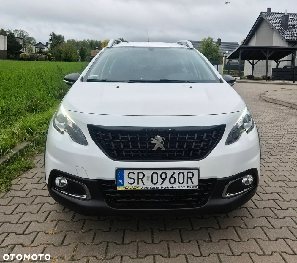 Peugeot 2008 1.2 Pure Tech Allure S&S EAT6 - 19