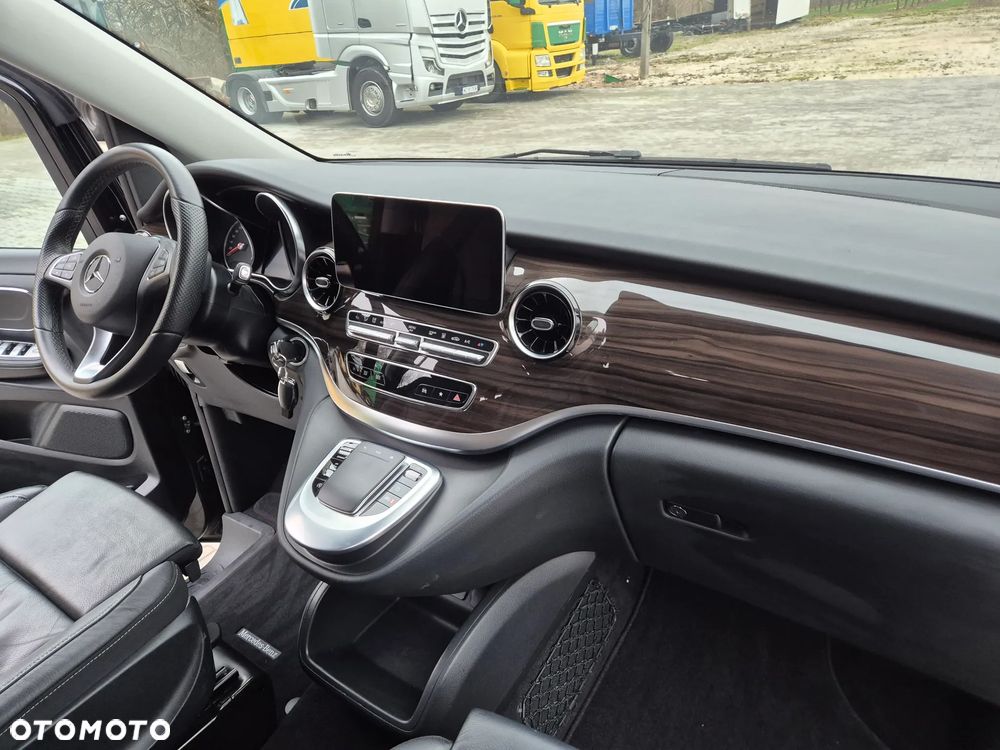 Mercedes-Benz Klasa V 300 d 9G-Tronic Exclusive (d³ugi) - 13
