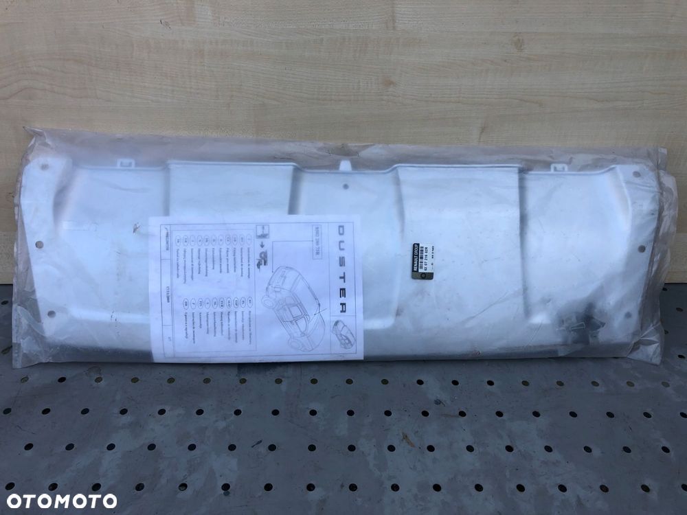 Dacia Duster dyfuzor przedni zderzak - 1