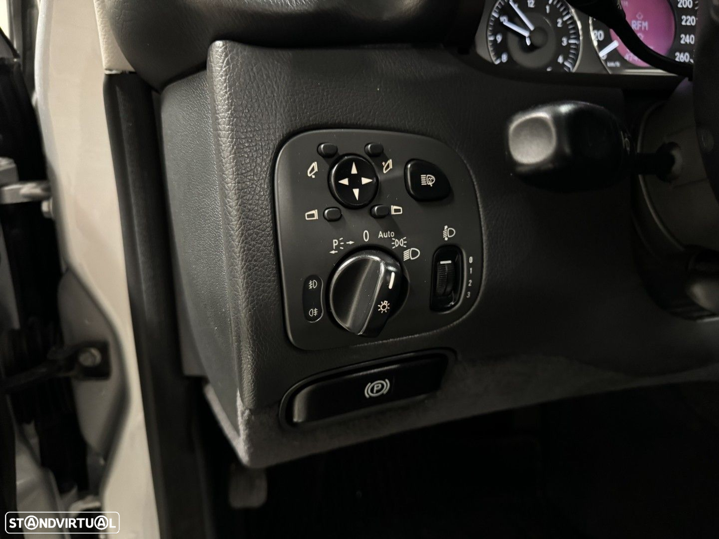 Mercedes-Benz CLK 200 K Avantgarde Aut. - 19