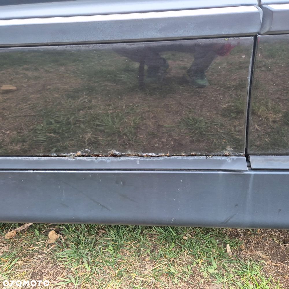 BMW Seria 7 735i L - 12