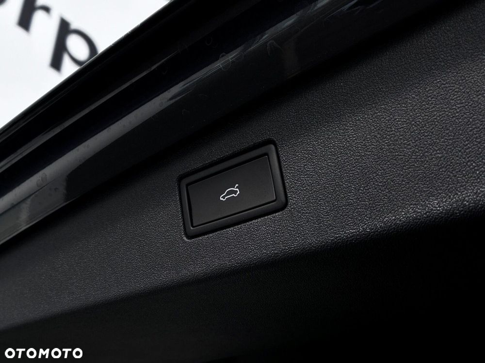 Volkswagen Tiguan - 24