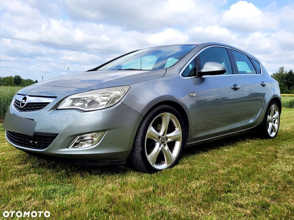 Opel Astra IV 1.7 CDTI Cosmo - 2