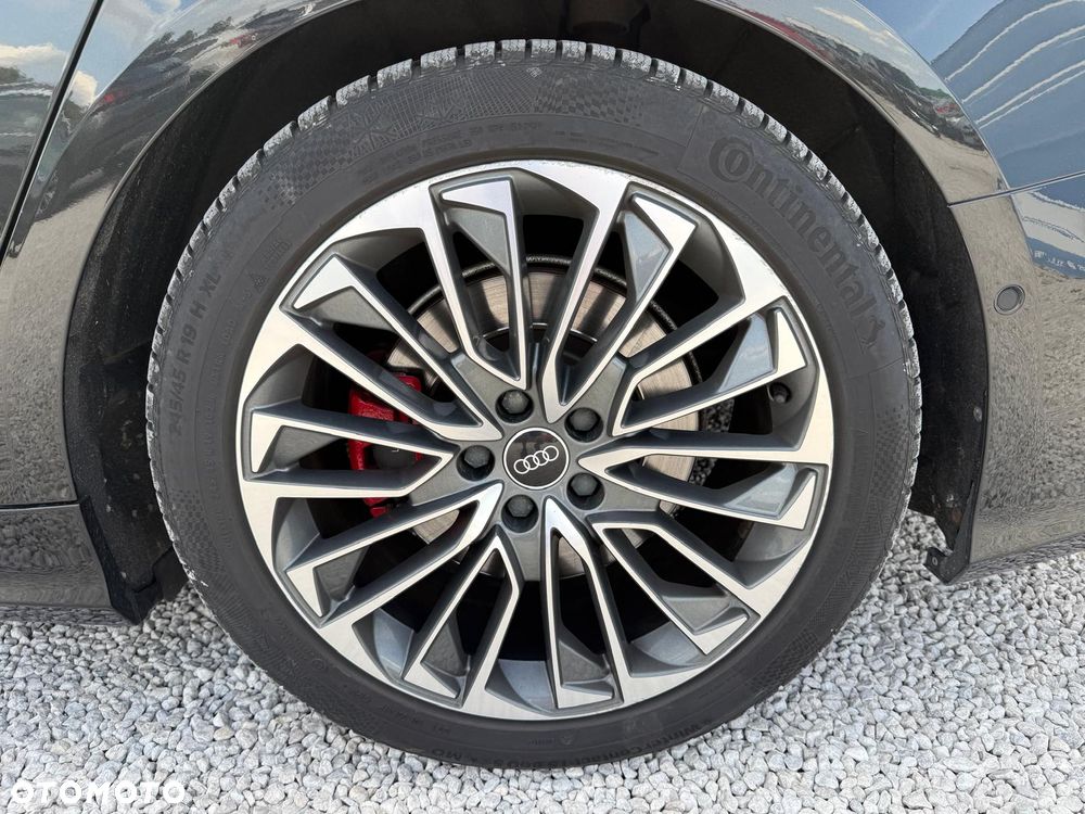 Audi A6 Avant 55 TFSI e quattro S tronic S line - 11