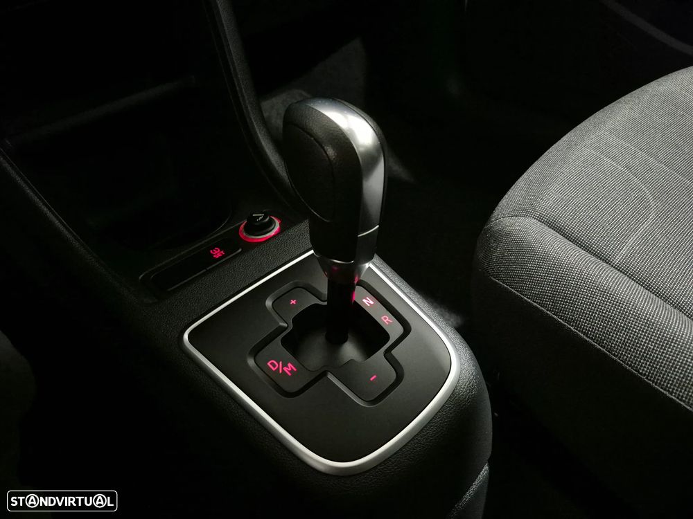 VW Up! 1.0 BMT Move Auto - 12