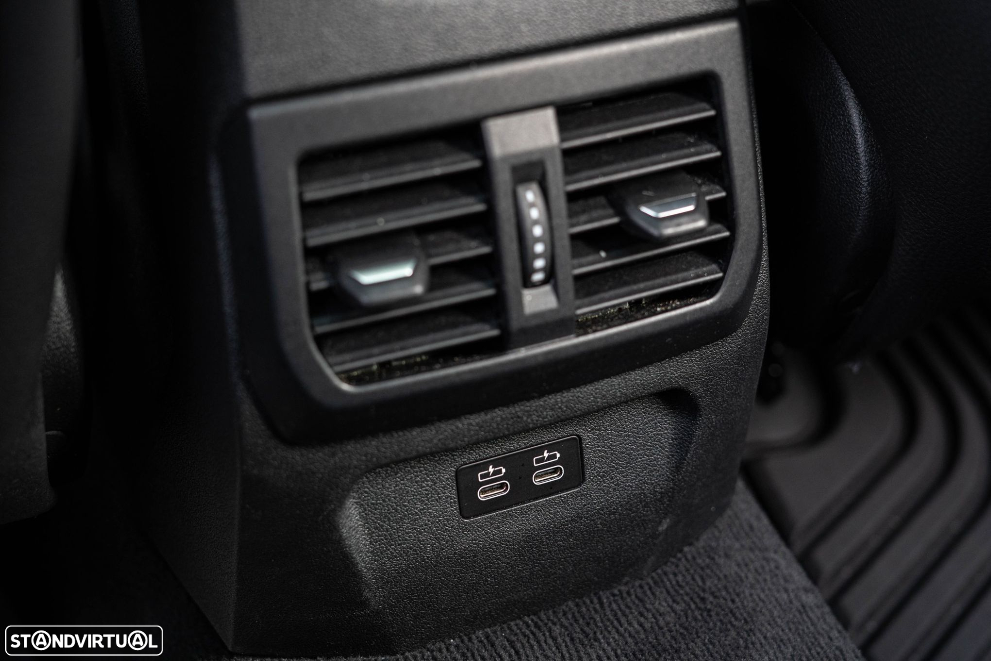 BMW 116 d Pack Desportivo M Auto - 44