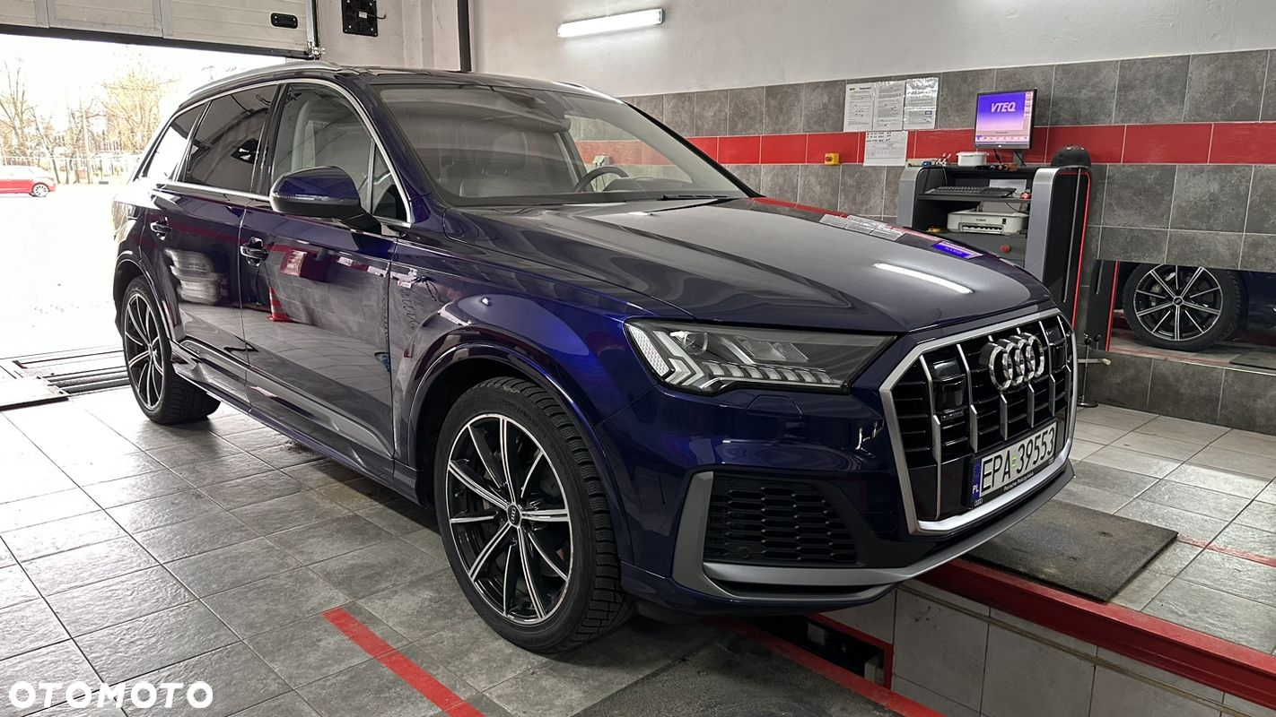 Audi Q7 55 TFSI e Quattro S Line Tiptr - 4