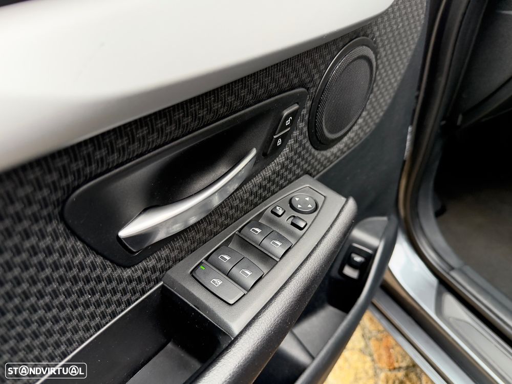 BMW 218 Gran Tourer d 7L Line Luxury - 41