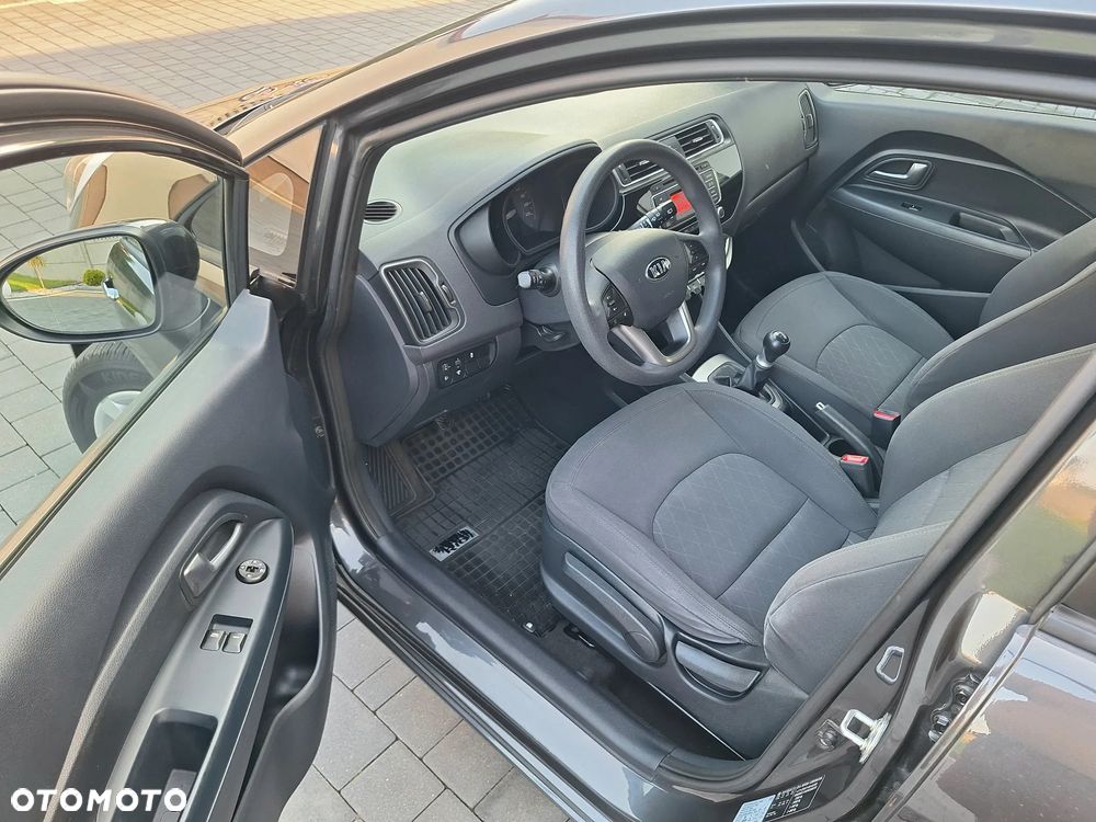 Kia Rio 1.2 L Business Line - 7