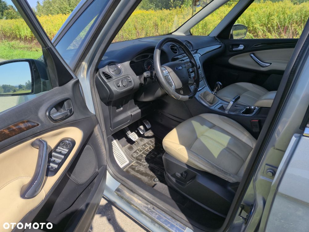 Ford Galaxy 2.0 TDCi DPF Titanium - 10