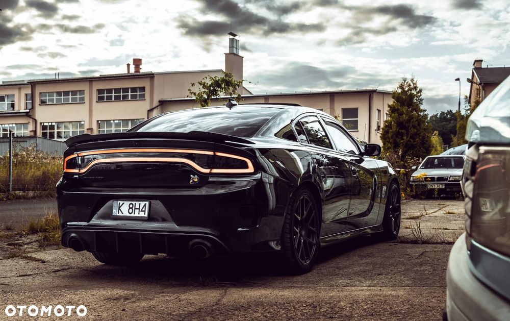 Dodge Charger 6.4 Scat Pack - 6