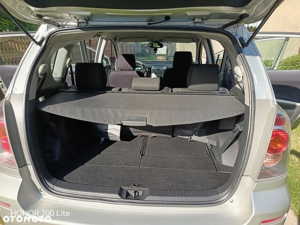 Toyota Corolla Verso 1.8 Prestige + 7os - 10