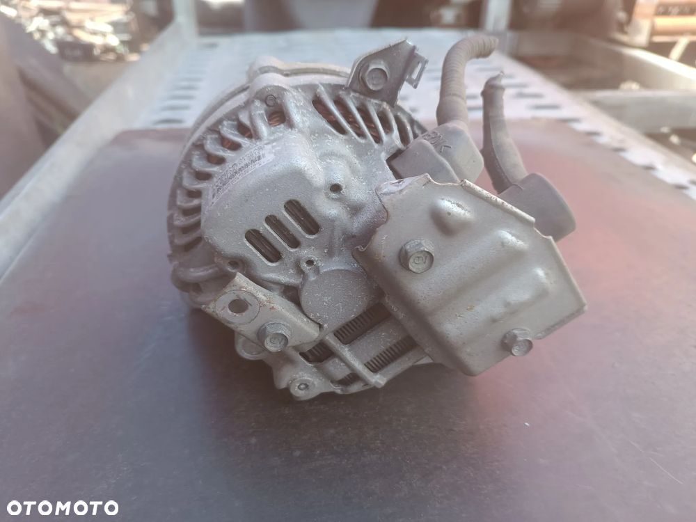 Honda Civic VIII 8 UFO alternator a2tc1391ze 1.8 benzyna R18A2agha67 - 3