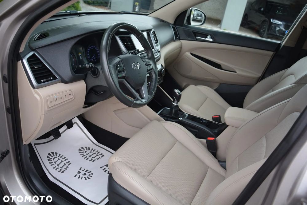 Hyundai Tucson 1.6 Turbo 2WD Style - 17