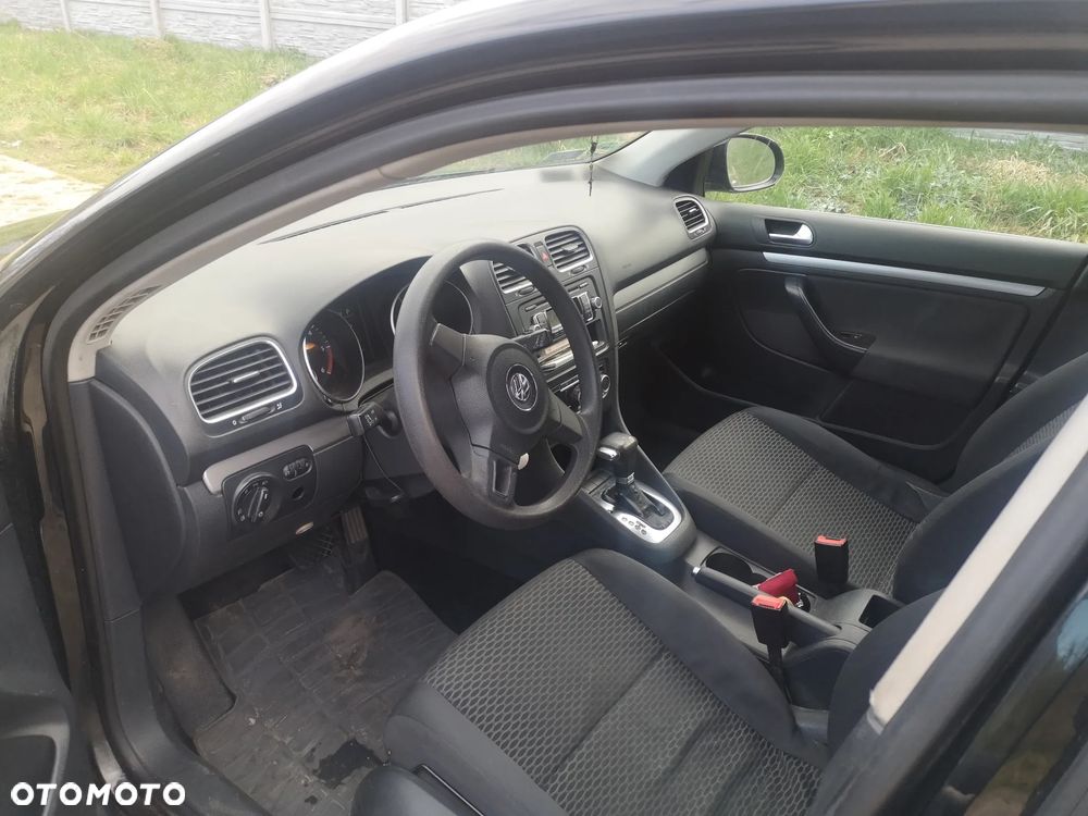 Volkswagen Golf 1.6 TDI BlueMot Trendline DSG - 22