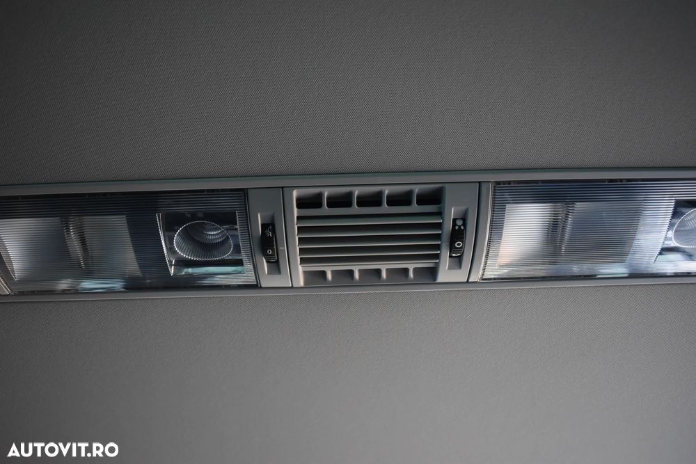 Volkswagen Caravelle 2.0 TDI 110 kW LR Comfortline - 37