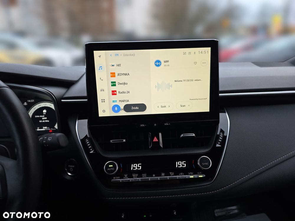 Toyota Corolla 1.8 Hybrid Comfort - 20
