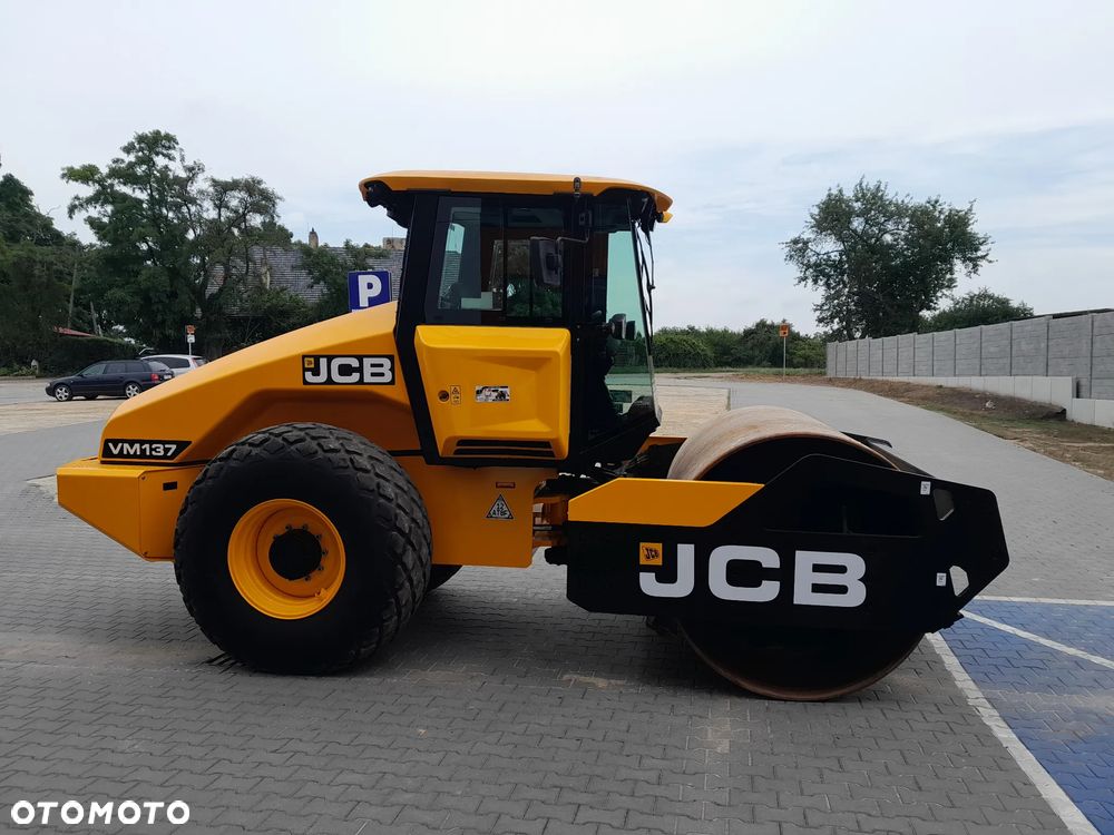 JCB VM137D - 6