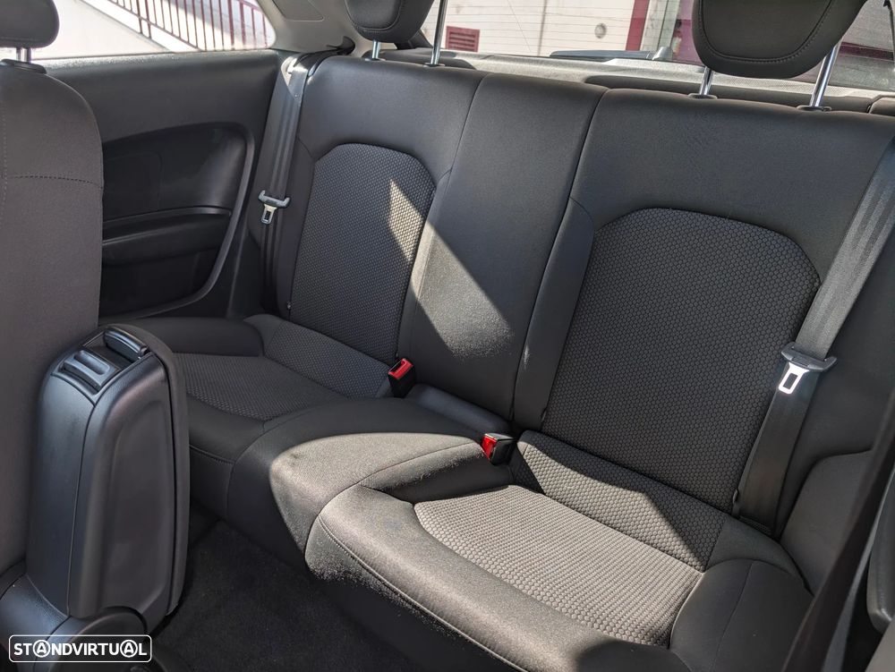 Audi A1 1.6 TDI Advance - 12