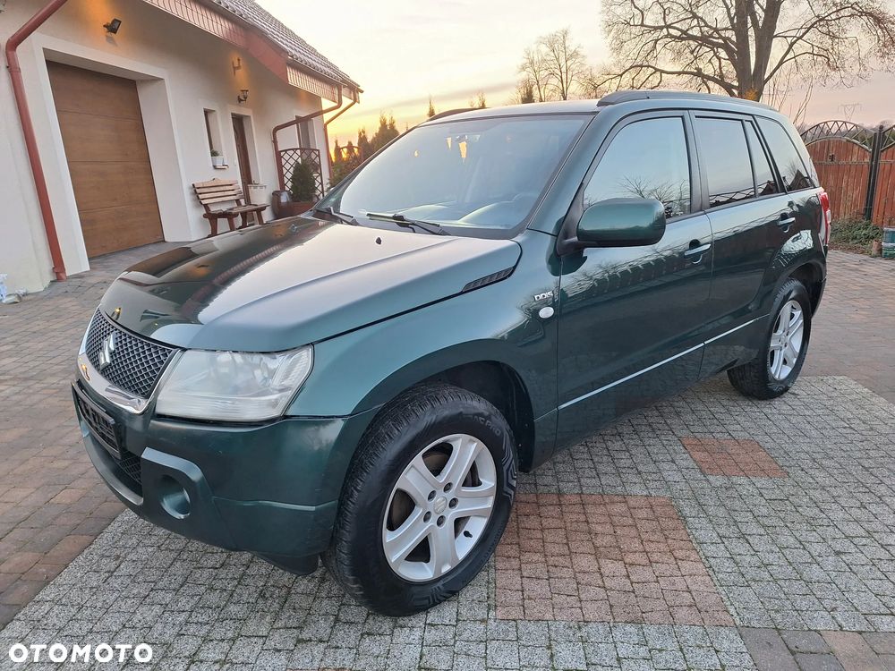 Suzuki Grand Vitara 1.9 DDiS Comfort DPF Family - 14