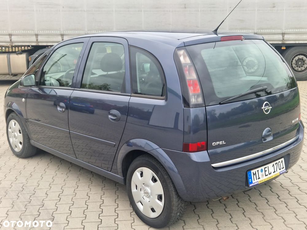 Opel Meriva 1.6 16V Cosmo - 4