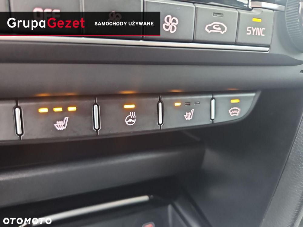 Kia Ceed - 23