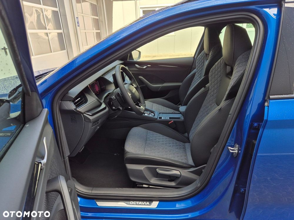 Skoda Octavia 1.5 TSI mHEV Sportline DSG - 17