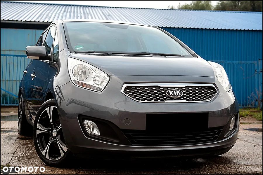 Kia Venga - 10
