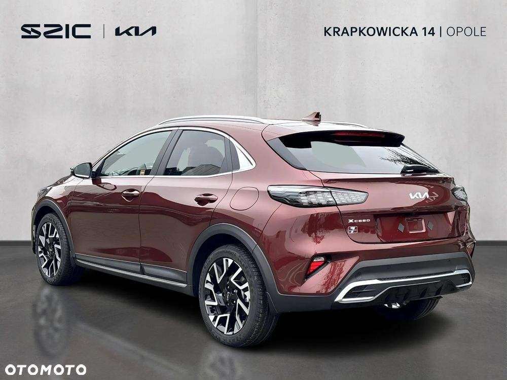 Kia XCeed 1.6 T-GDI Tribute DCT - 3