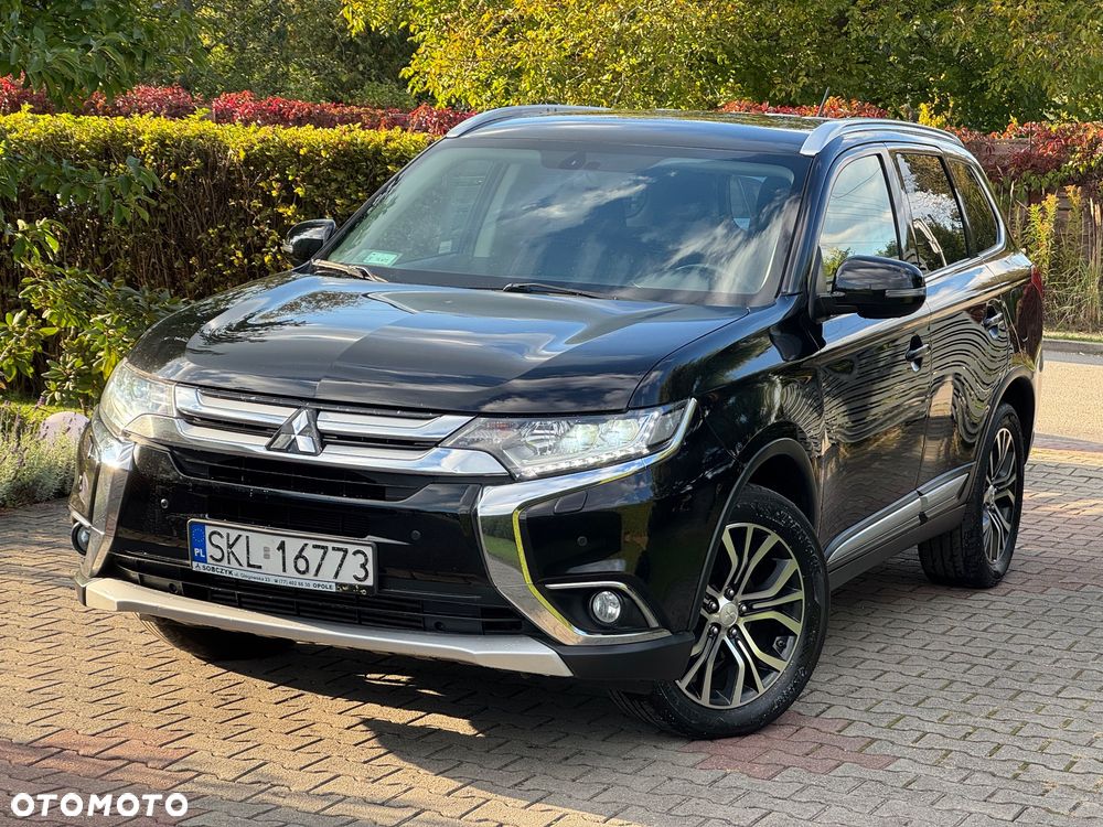Mitsubishi Outlander 2.2 DI-D Instyle SDA 4WD