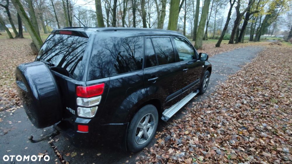 Suzuki Grand Vitara 2.0 20th Anniversary - 9