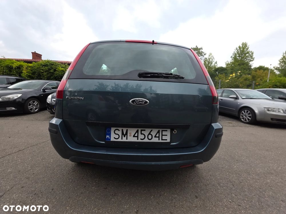 Ford Fusion - 1