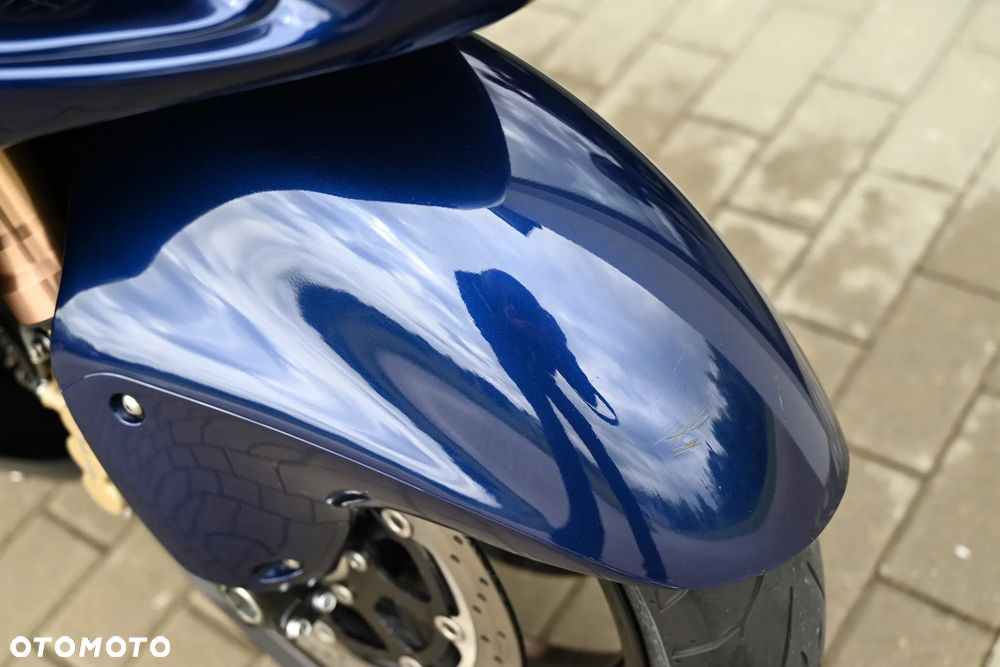 Suzuki GSX-R - 13