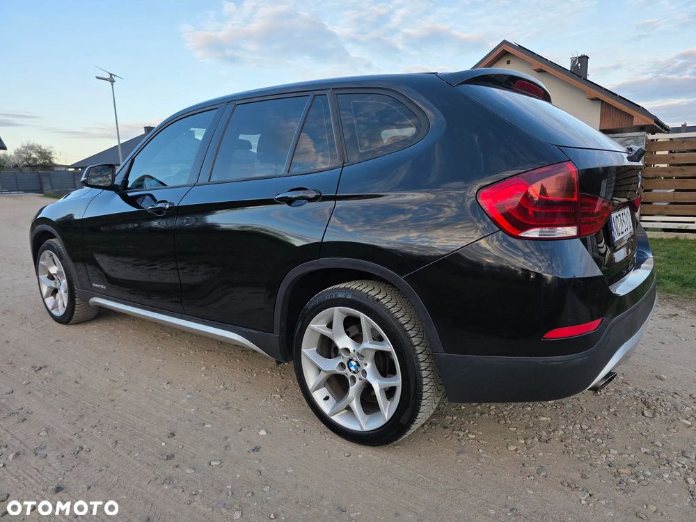 BMW X1 sDrive16d Sport Line - 18