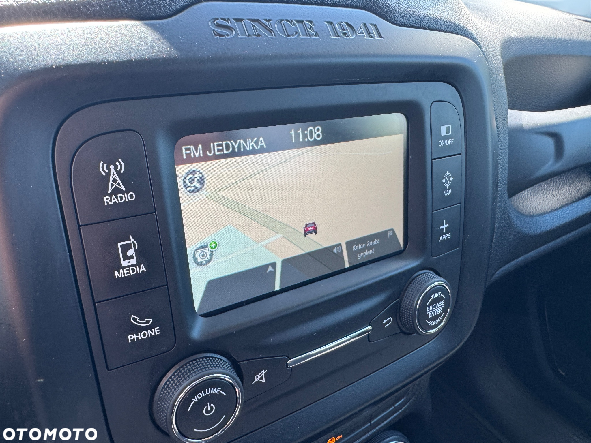 Jeep Renegade 1.6 E-torQ Longitude Adventure Edition - 19