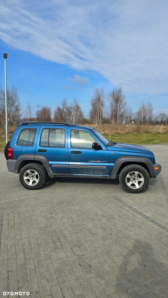 Jeep Liberty - 30