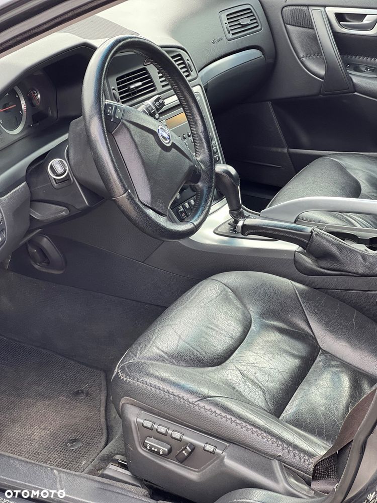 Volvo XC 70 D5 AWD Summum - 9